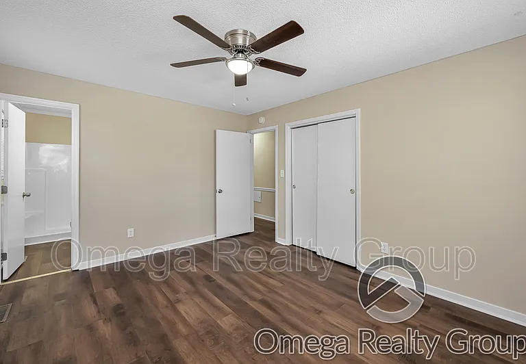 3126 Sleepy Hollow Dr — Photo 16