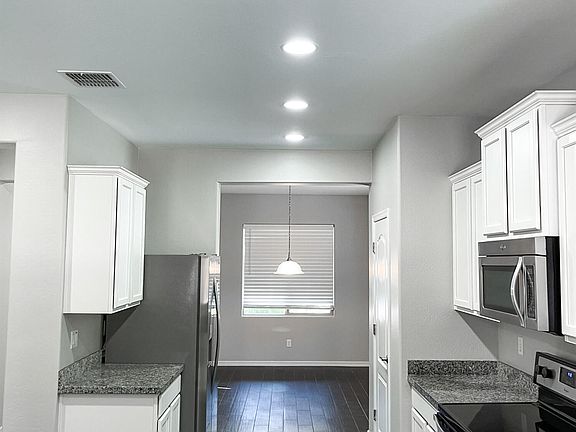3rd image of 22576 W Gardenia Dr