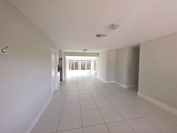 1291 NE 2nd Street, Pompano Beach, FL 33060