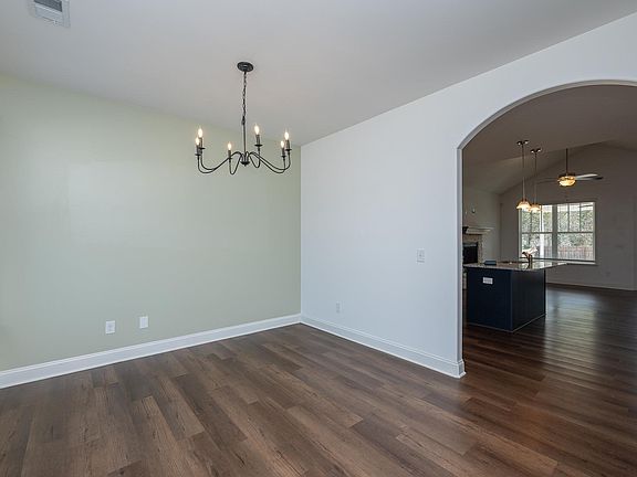 4th image of 110 Forest Ridge Way