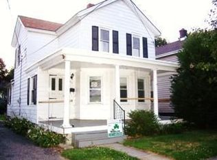 153 N Academy St, Hightstown, NJ 08520
