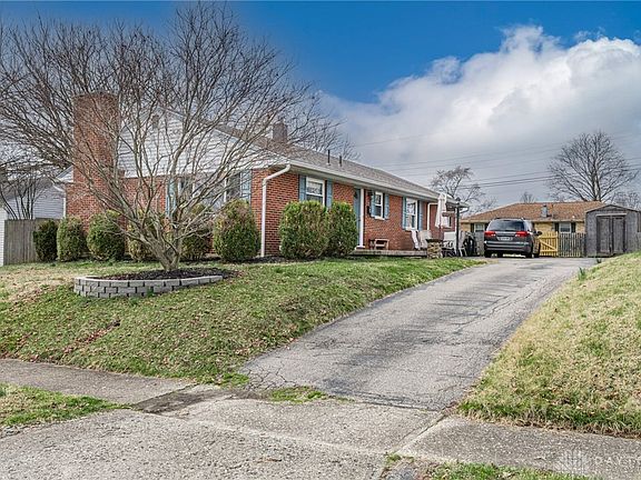 2nd image of 3017 Hobart Ave