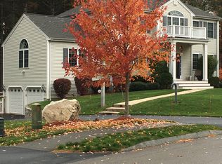 27 Sullivan Way, Foxboro, MA 02035