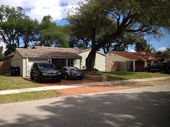 2nd image of 925 SW 17th St