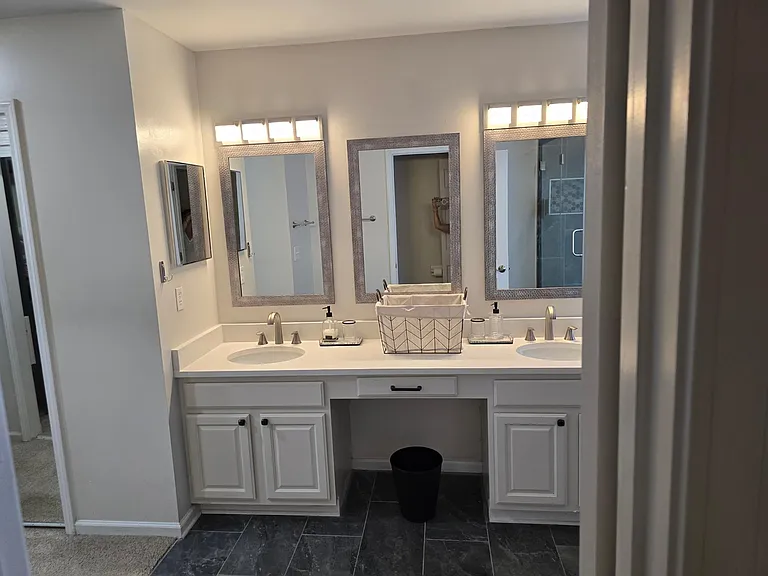 1652 Redstone Ct — Photo 35