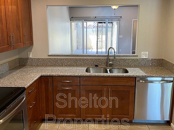 5th image of 1262 E Avenida Hermosa