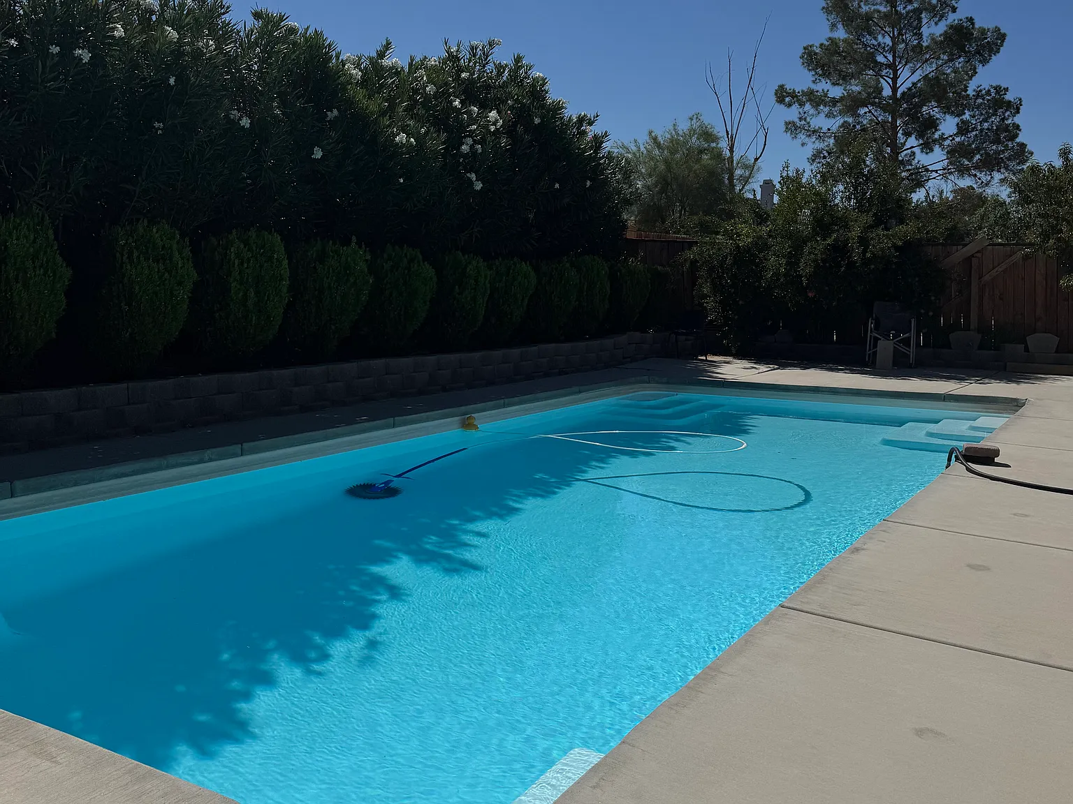 4 bed, 1728 sqft, $3,200 — Photo 2