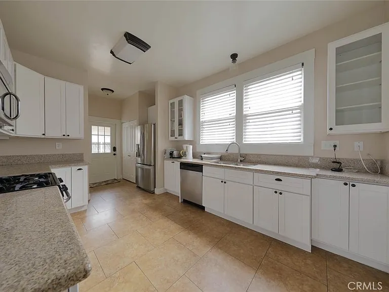 3354 Orange St — Photo 13