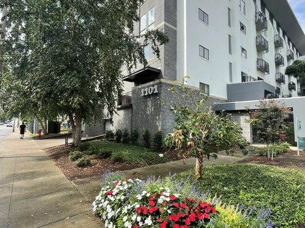 1101 18th Ave S APT 400, Nashville, TN 37212