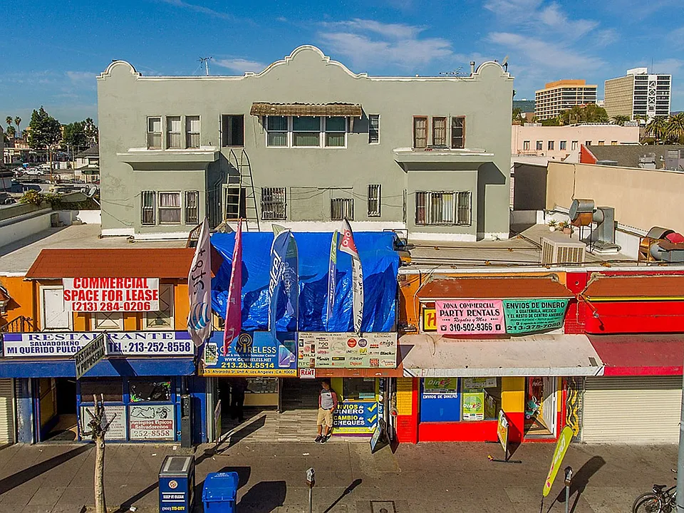 MacArthur Park Apartments
