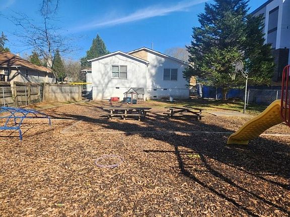 2nd image of 1909 Flat Shoals Rd