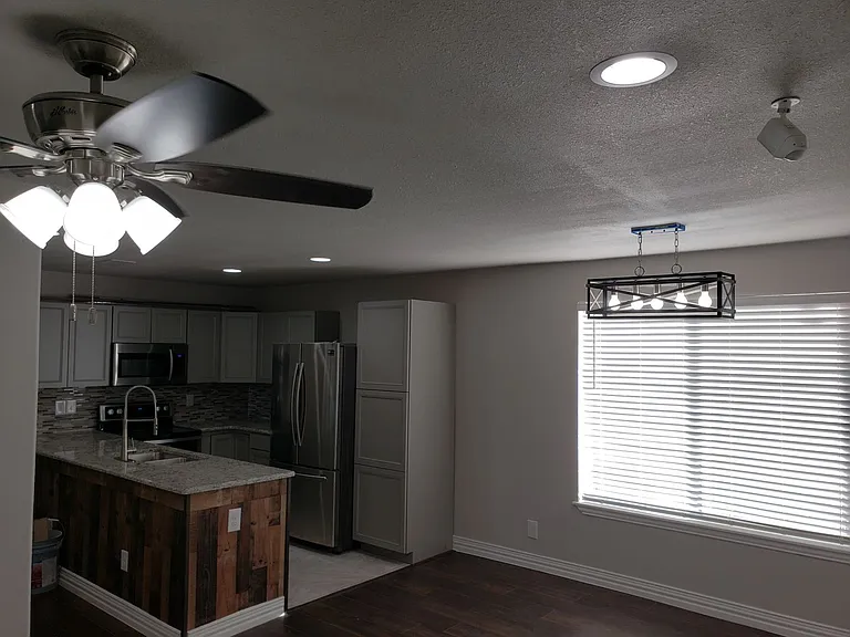 1711 Longview St — Photo 12