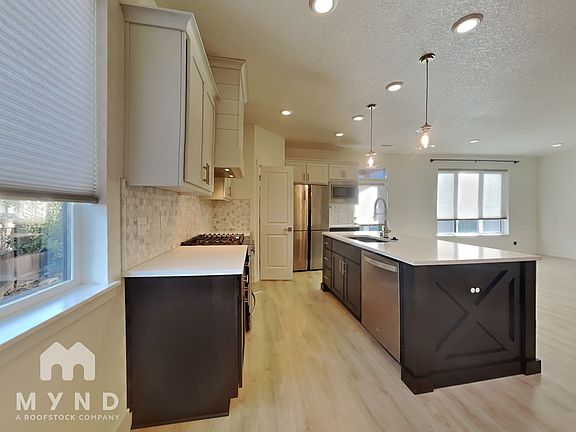 3rd image of 9415 NE 166th Ave