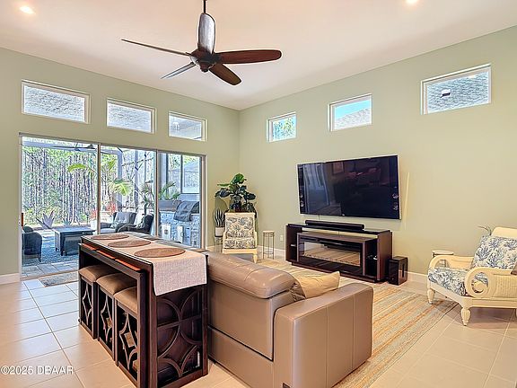 4th image of 361 Aquamarine Way