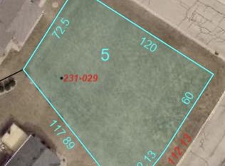 301 Hilton Dr, Saint Clair, MN 56080