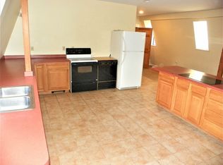 2 Juniper St #1, Winchendon, MA 01475