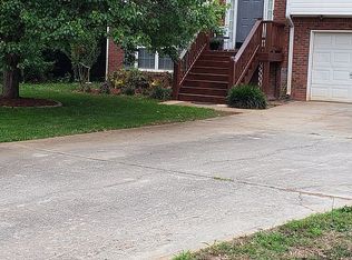 3005 Macedonia Dr, Powder Springs, GA 30127