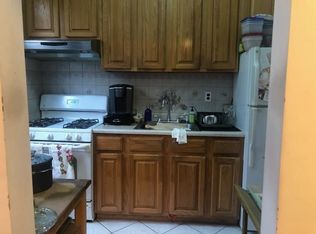 23-19 29th St #2, Astoria, NY 11105