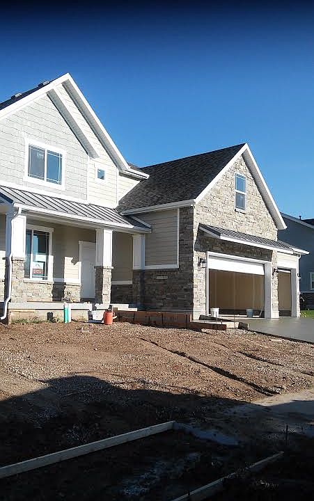 2nd image of 5943 Rollins Ranch Rd #110