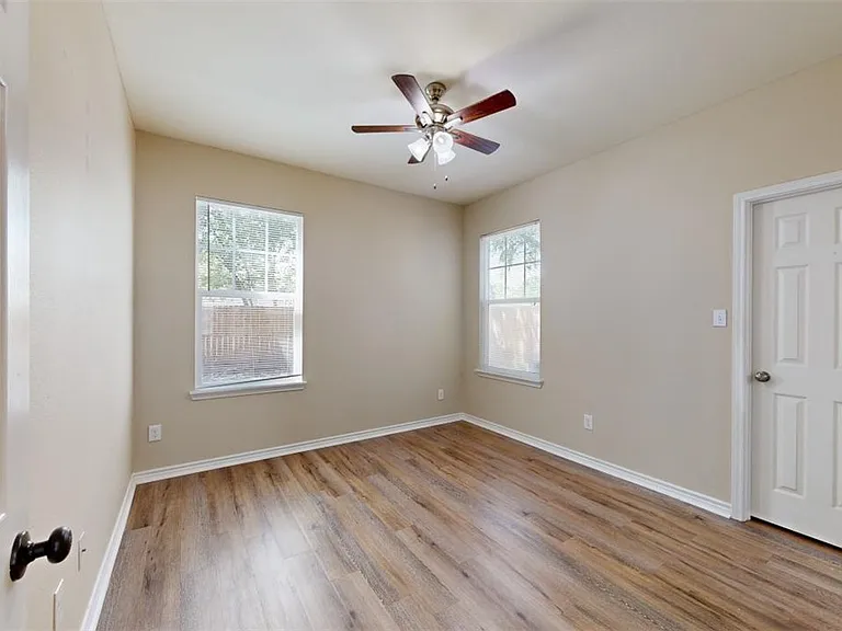 205A Sterling St — Photo 18