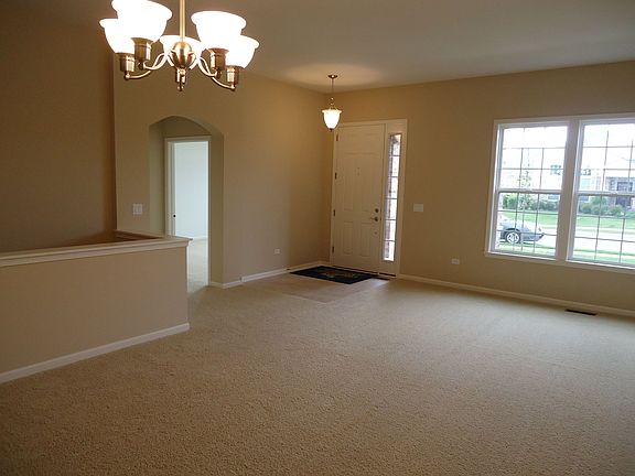4028 Candlewood Lane