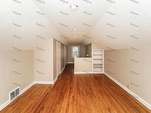 4th image of 2239 11th St #11