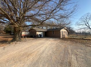 1866 Mary Niblack Rd, Ardmore, OK 73401