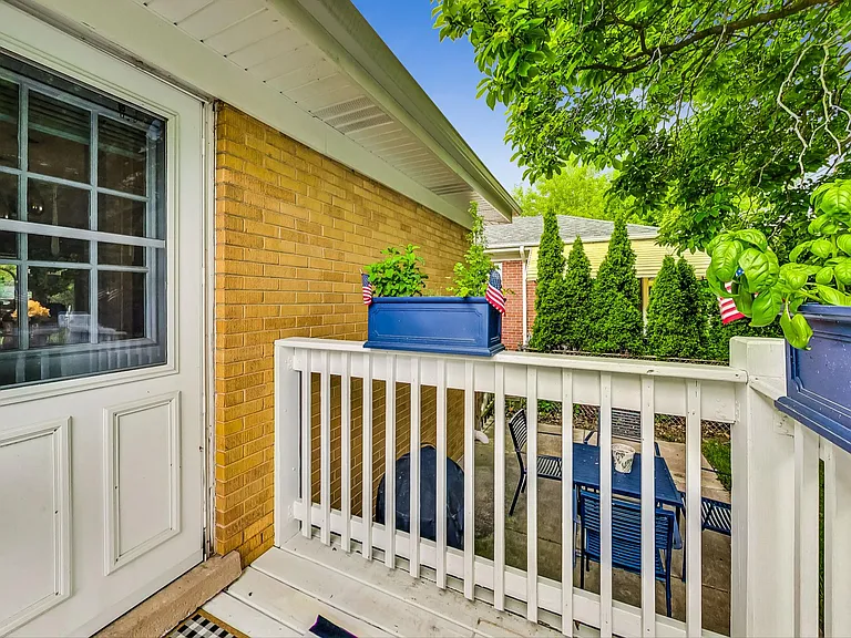 2106 Lake Ave — Photo 47