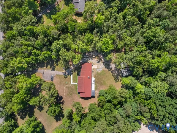 9820 Beaver Bridge Rd, Chesterfield, VA 23838