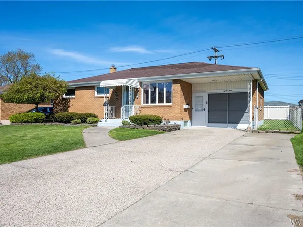 89 Homeworth Pkwy, Cheektowaga, NY 14225