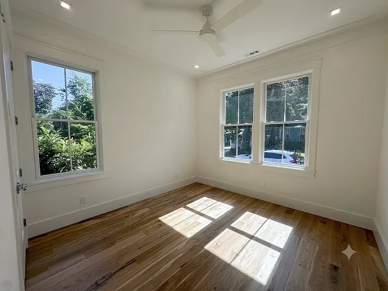 420 Waight St — Photo 22