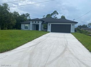912 8th Ave, Lehigh Acres, FL 33972