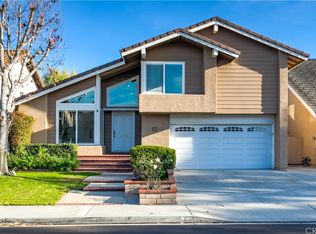 12 Ensueno E, Irvine, CA 92620