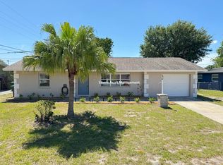 3307 York Dr W, Bradenton, FL 34205