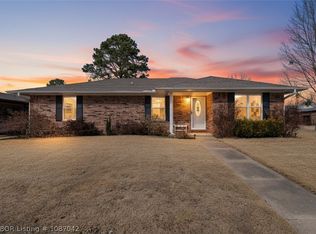 9413 Fresno St, Fort Smith, AR 72903