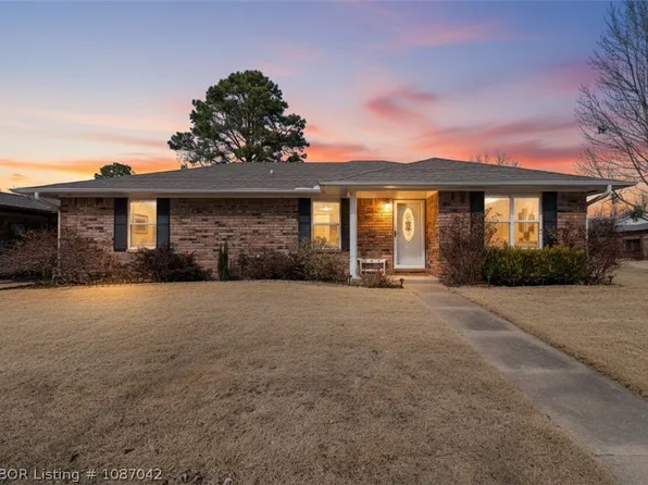 9413 Fresno St, Fort Smith, AR 72903