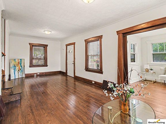 3rd image of 6354 Parker St