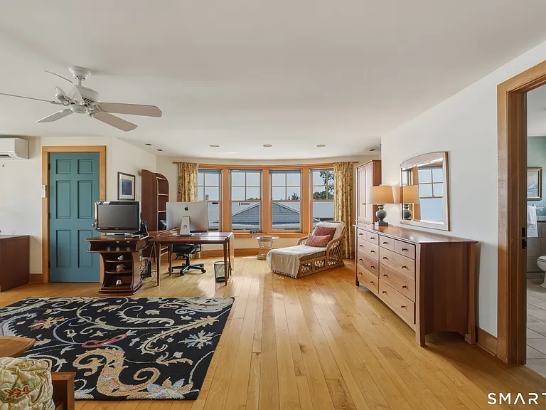 25 Spencer Ave — Photo 21