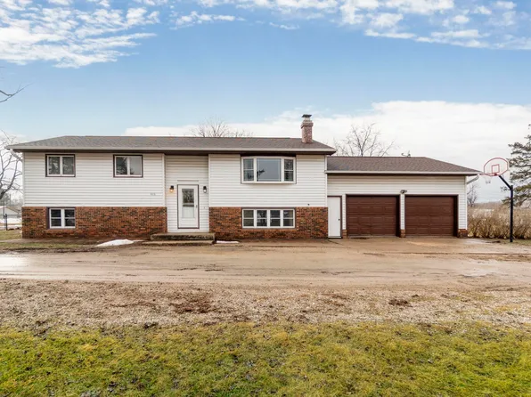 426 Ash St, Fredericksburg, IA 50630