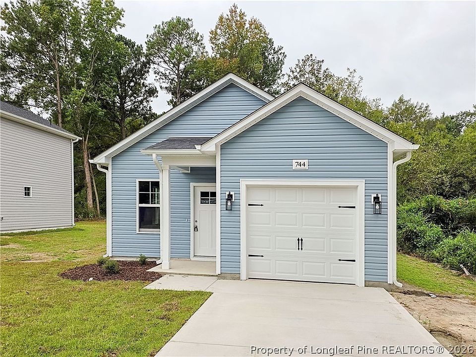 1st image of 744 Chapel Hill Rd