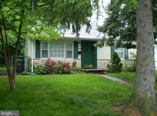 2041 Briggs St, Harrisburg, PA 17103