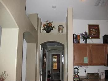 5th image of 523 W Poncho Ln
