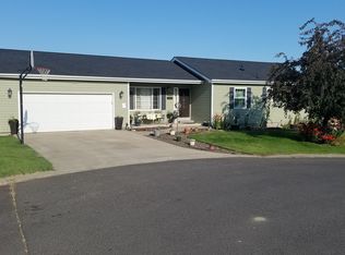 609 N 8th St, Zillah, WA
