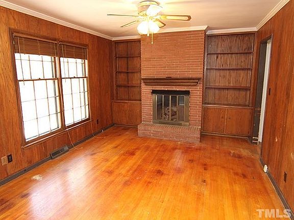 2nd image of 3811 Somerset Dr