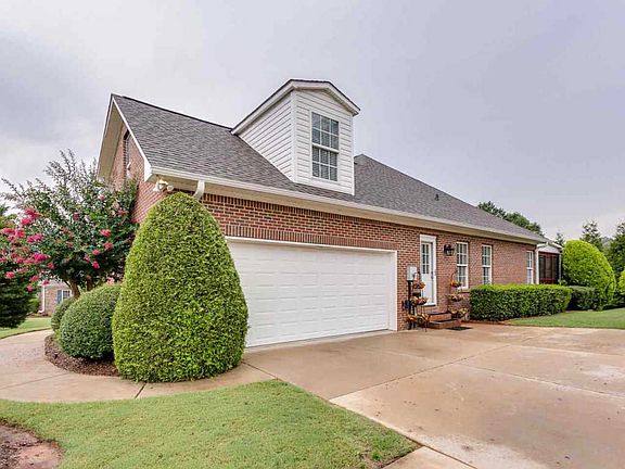 2nd image of 311 Wexford Hills Ct