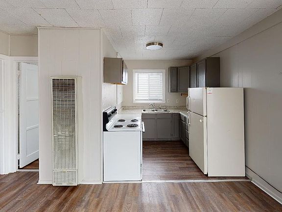 2nd image of 862-866 N 5th St #862-4