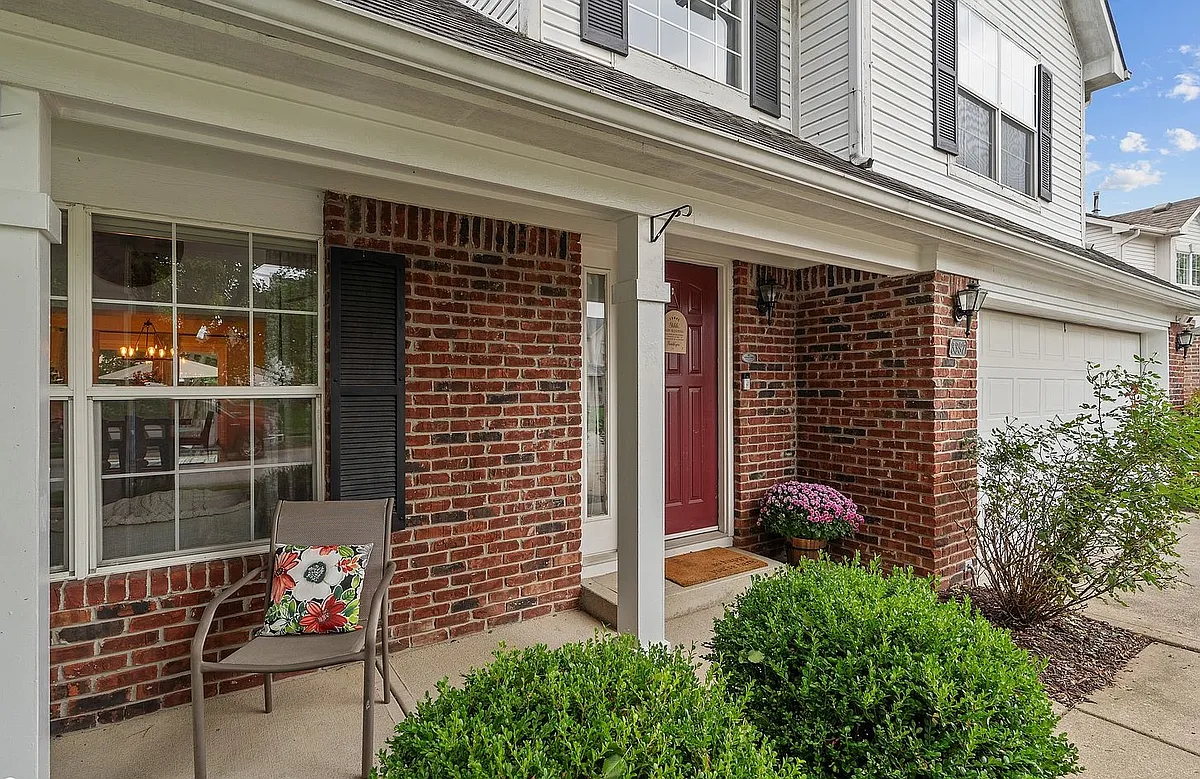 Building Photo - 3397 Yorkshire Dr
