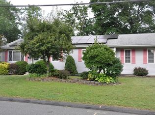 183 Waldorf St, Springfield, MA 01109