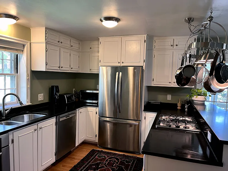 203 Poplar Dr — Photo 6