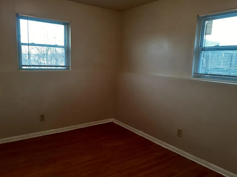 5601 E 139th Ter #D — Photo 8